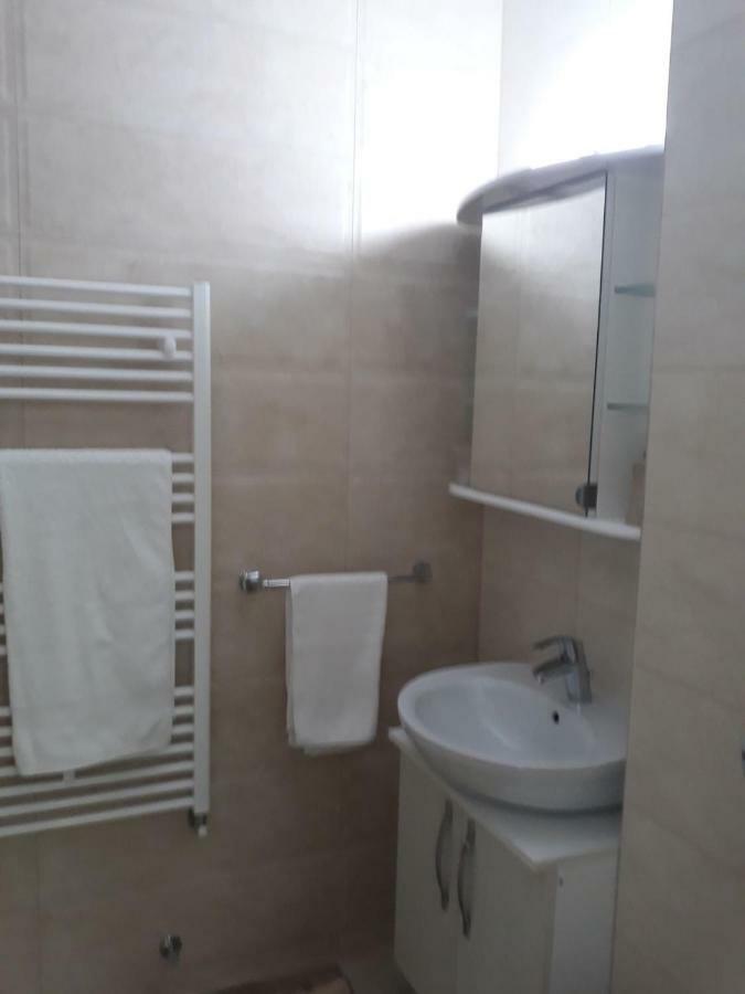 Apartament Coresi Braşov Buitenkant foto